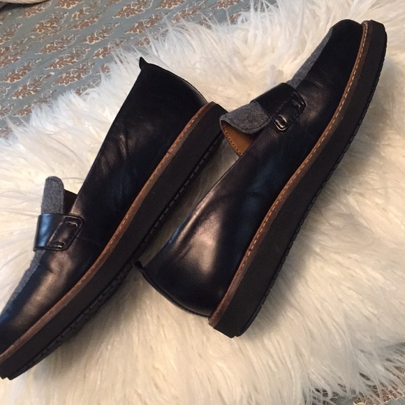 Clarks artisan platform loafer size 6 1/2 Narrow - Picture 3 of 8